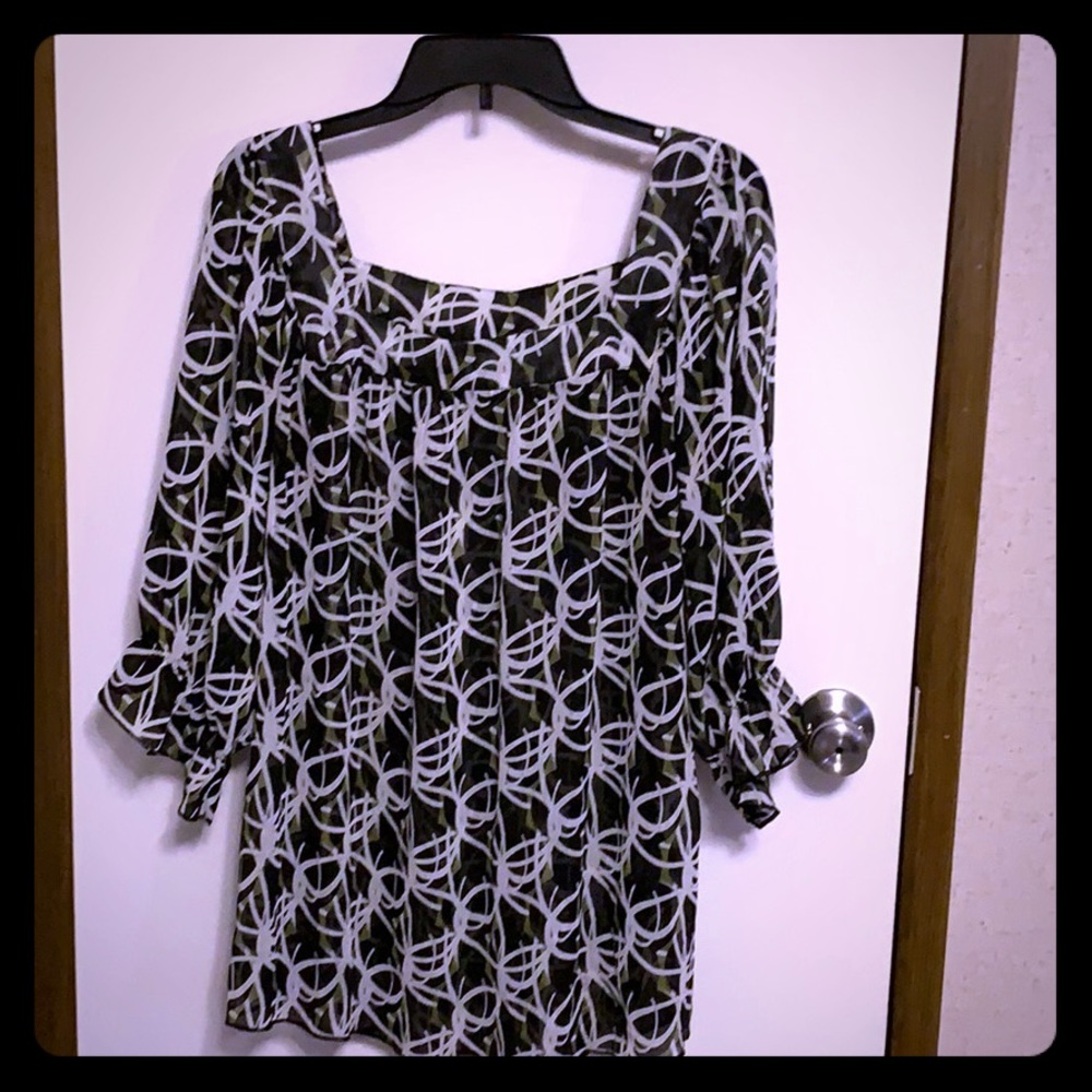 Black and white blouse